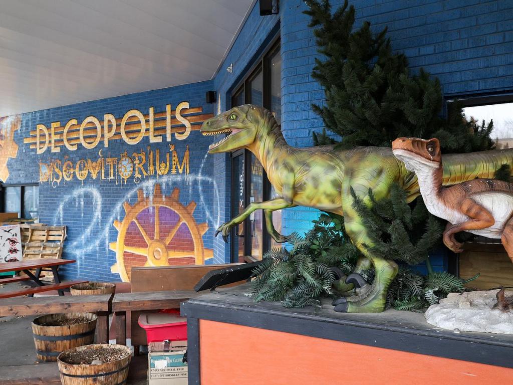 Shopping at DECOPOLIS, 1401 E. 11th St. Unit A, on Dec. 13, 2025. 