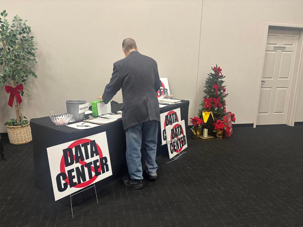 Coweta residents gathered Dec. 11, 2025, for a community meeting about Project Atlas, a data center project proposed by Beale Infrastructure.