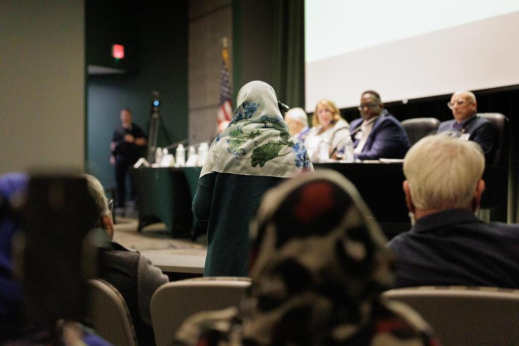 Broken Arrow City Council votes 4-1 to deny rezoning request for proposed Islamic mosque