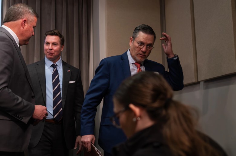 Senate Pro Temp Lonnie Paxton