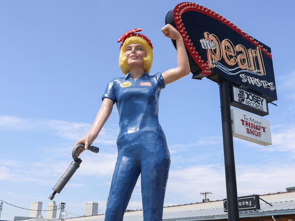 9 places to celebrate 100 years of Route 66 in the Tulsa metro