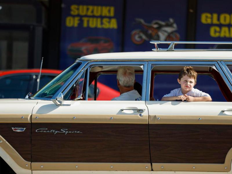 Meet the man who awarded Tulsa its world record during the Tulsa Capital Cruise