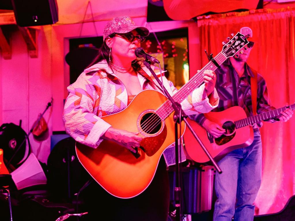  Kalyn Fay performs at Thelma's Peach's Songwriters in the Round on May 1, 2026. 