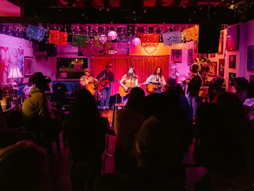  Kalyn Fay, Mallory Eagle and Amber Watson perform at Thelma's Peach's Songwriters in the Round on May 1, 2026. 