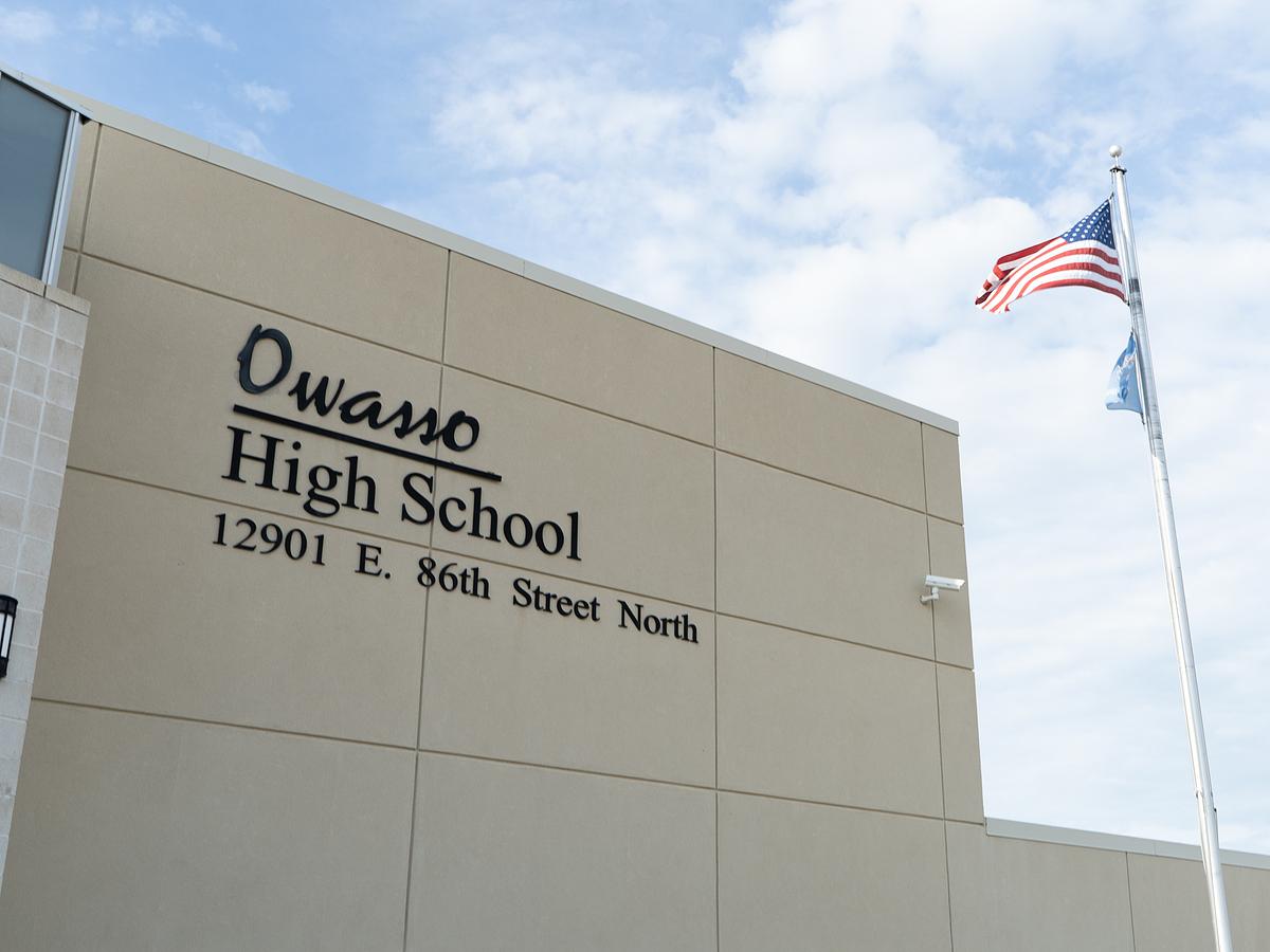 Oklahoma schools are writing rules for AI in the classroom. Owasso and Broken Arrow are leading the way.