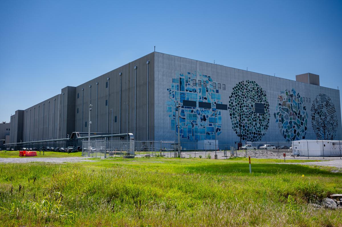 The Google data center at MidAmerica Industrial Park is photographed in Pyror  on Tuesday, July 7, 2026.