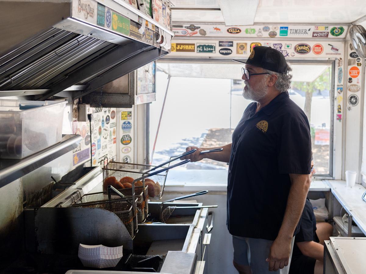Oklahoma lawmakers reverse course on costly food truck fire requirements. But the debate remains hot.