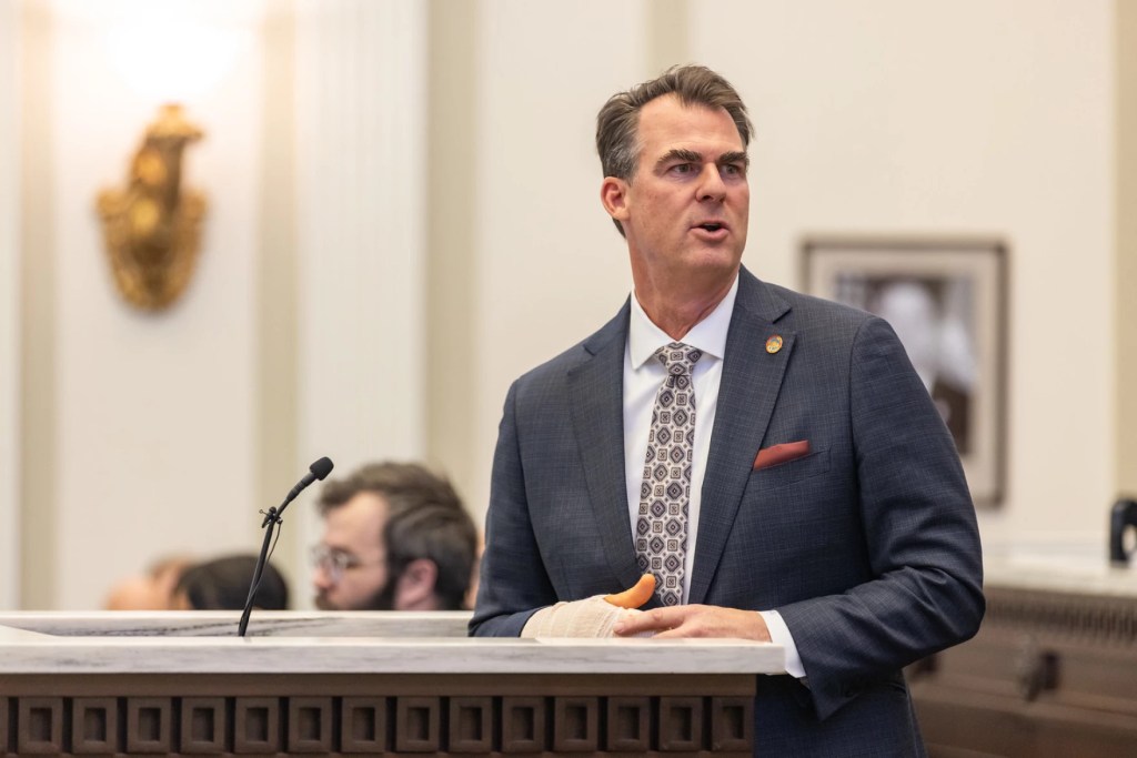 Stitt calls on Oklahoma voters to decide if they want a constitutional convention