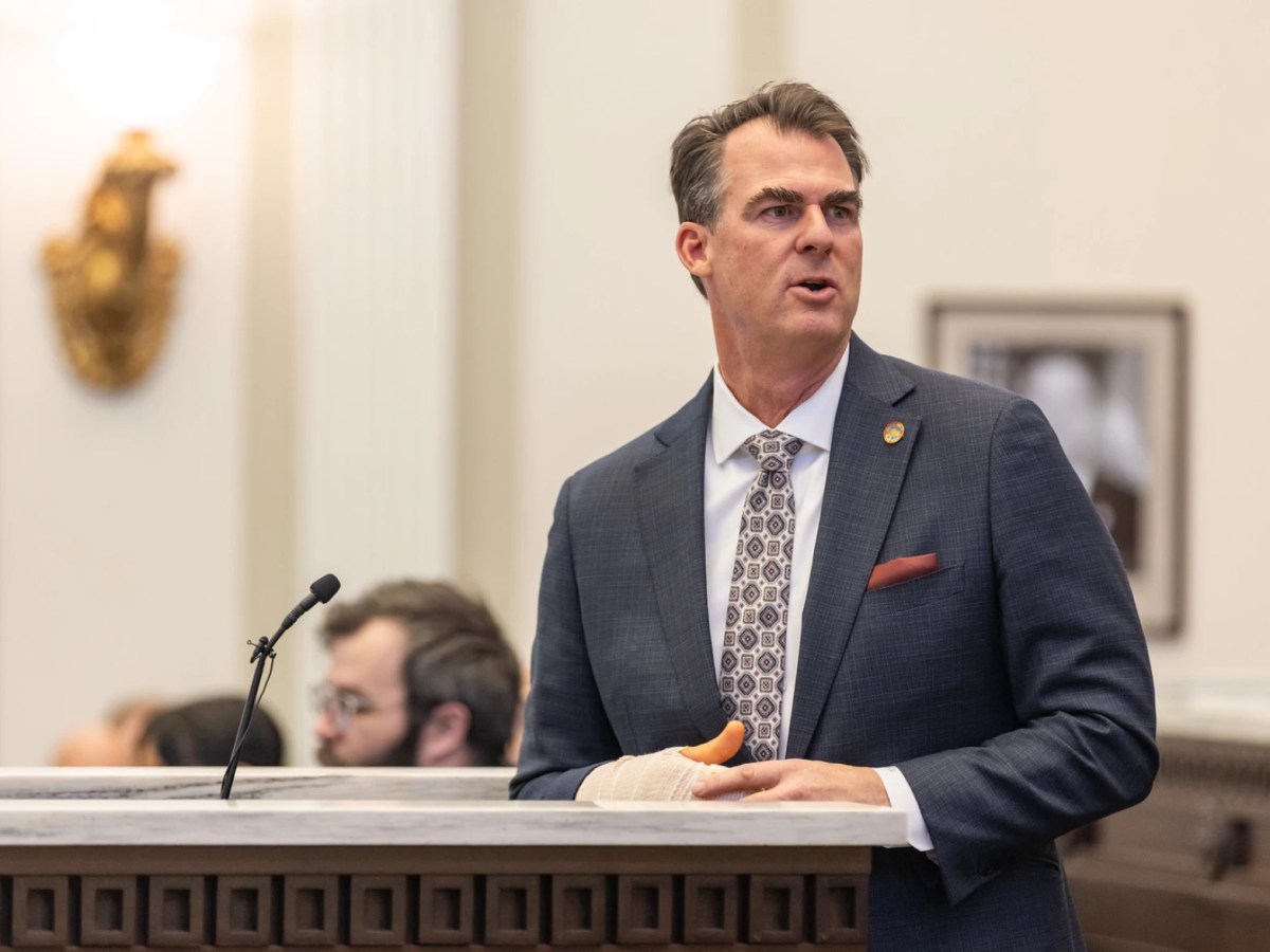 Stitt calls on Oklahoma voters to decide if they want a constitutional convention