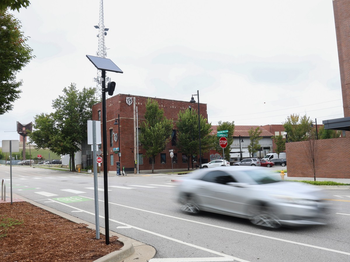 The debate over Flock Safety cameras is taking over Tulsa. This chief is pulling the plug — for now. 