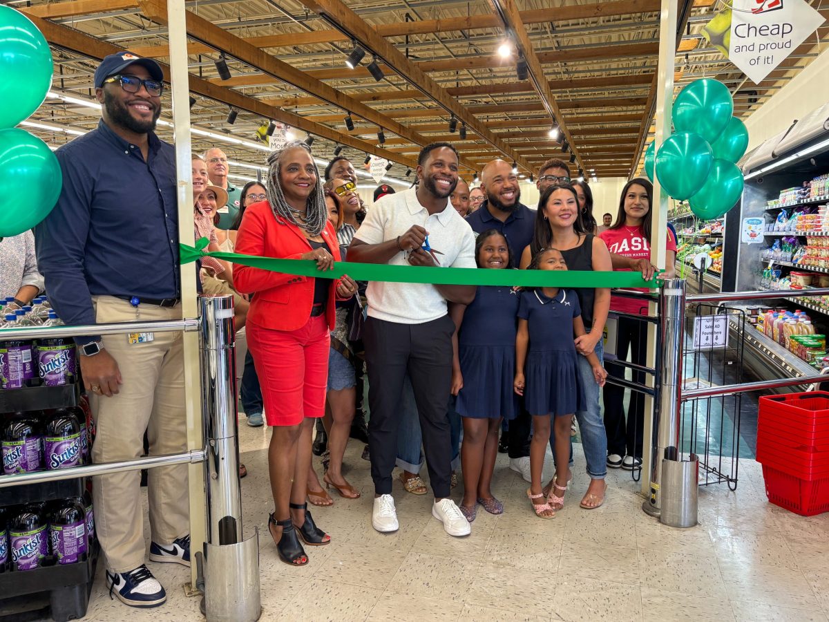 Oasis Fresh Market has officially arrived in south Tulsa. Renovations on the new location have just begun.